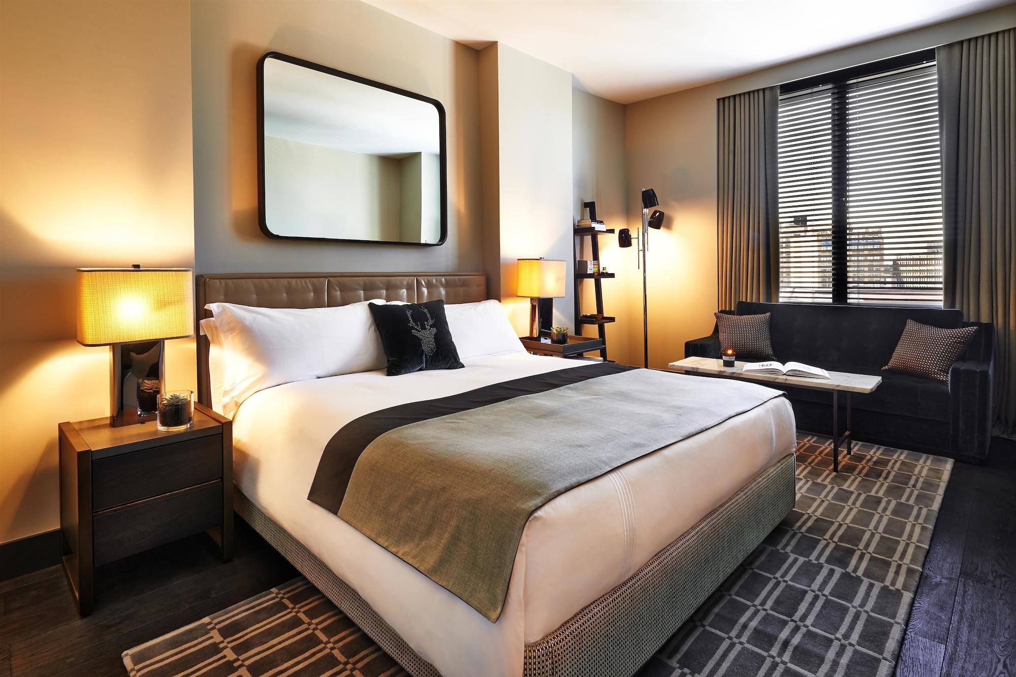 Sixty Soho Hotel New York Ngoại thất bức ảnh A bedroom at the hotel